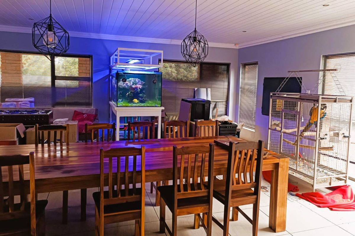 Family Home with Flat  and Off-Grid Features - Photo 4