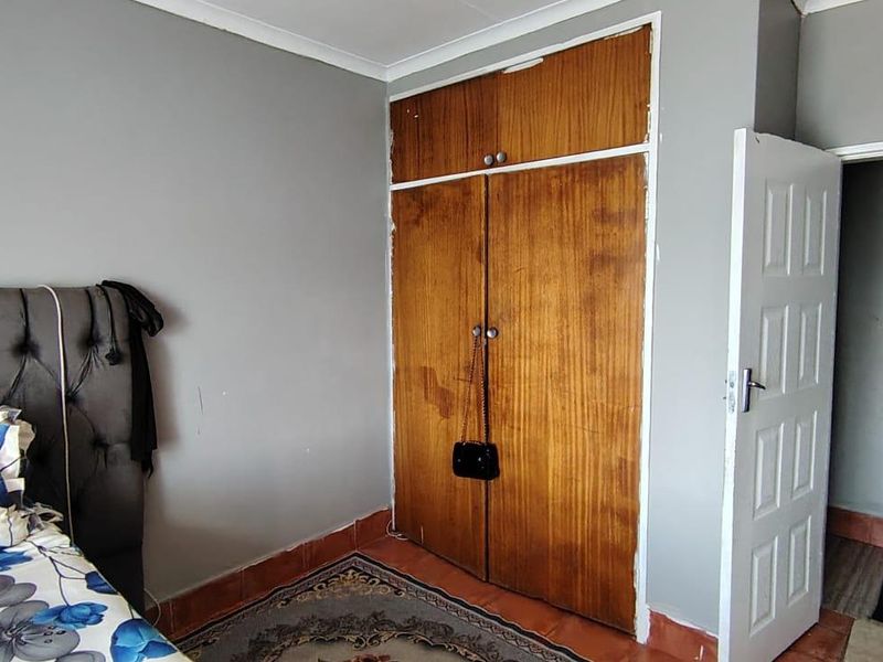 Emota Apartments, 2 Bedroom for sale - Photo 8