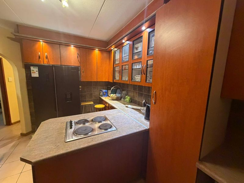 🌟 Step Into Comfort – Beautiful Khomasdal Home For Sale! - Photo 6