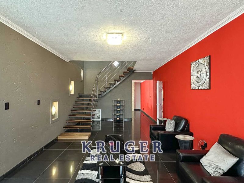 Character-Filled Home with Spacious Living - Photo 2