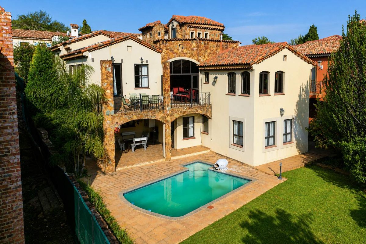 French Villa Estate D'Afrique – Exclusive Riverview Luxury - Photo 2
