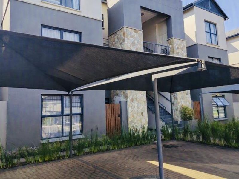 2 Bedroom- & 2 Batroom Apartment For Sale in The Polofields, Waterfall, Midrand - Photo 1