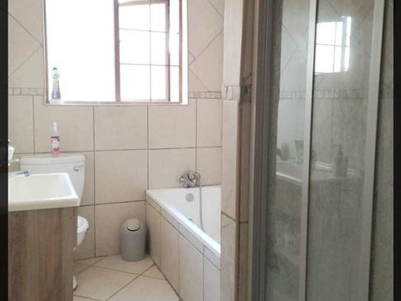 Light-flooded apartment for sale. - Photo 10