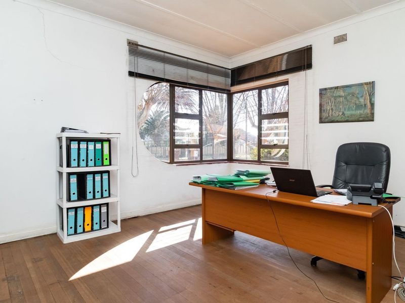 Charming Property with Business Rights Plus a Flatlet - Photo 8