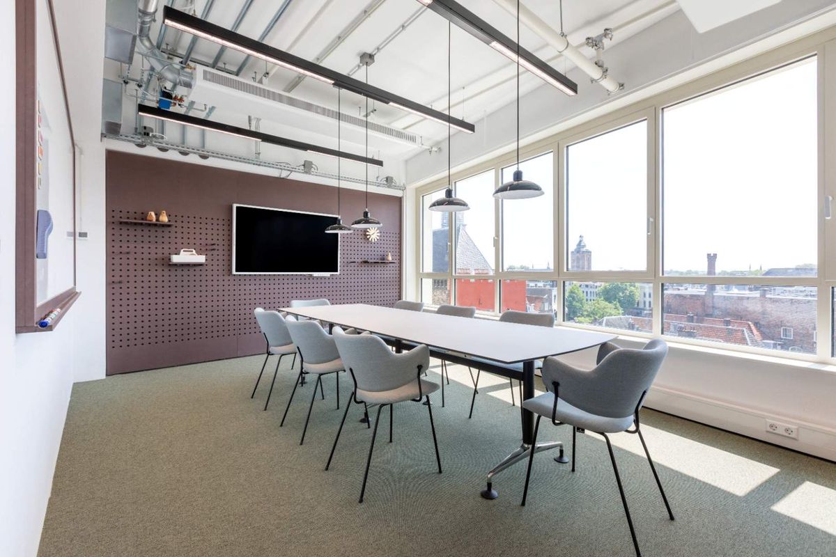 24/7 access to designer office space for 5 persons in SPACES Design Quarter - Photo 5