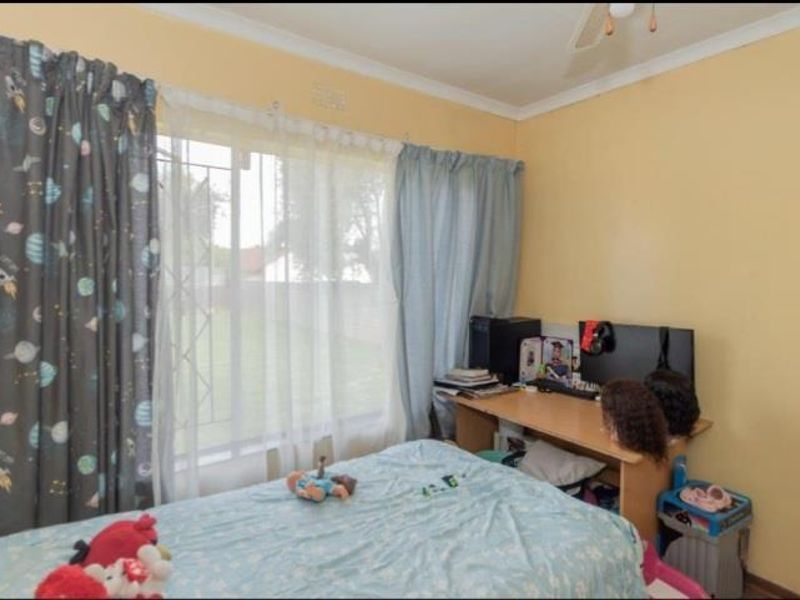 BEAUTIFUL HOME FOR SALE - Photo 9