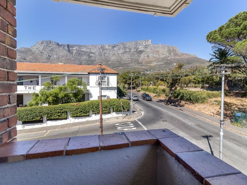 Modern Two-Bedroom Apartment with Mountain Views in Gardens, Cape Town | Available Immediately - Photo 1