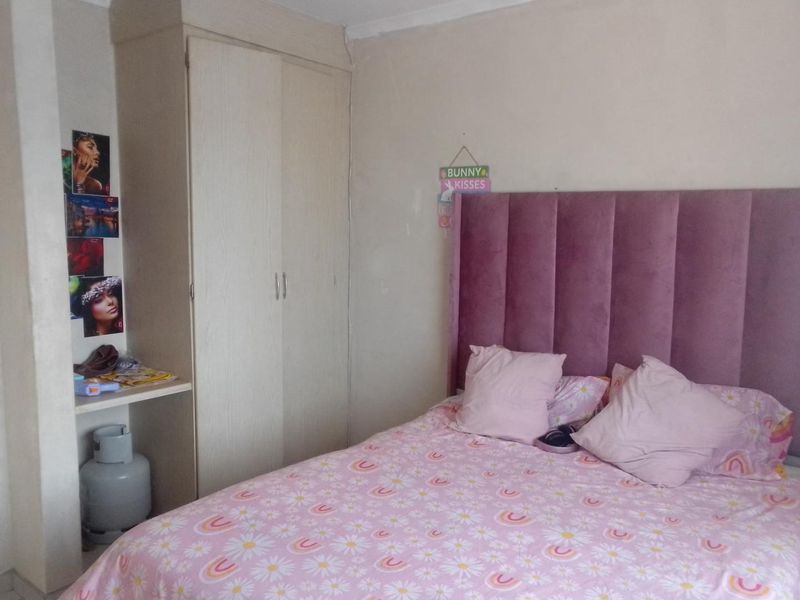 Apartment Flat For Sale in Kempton Park Terenure Midriver Estates - Photo 9