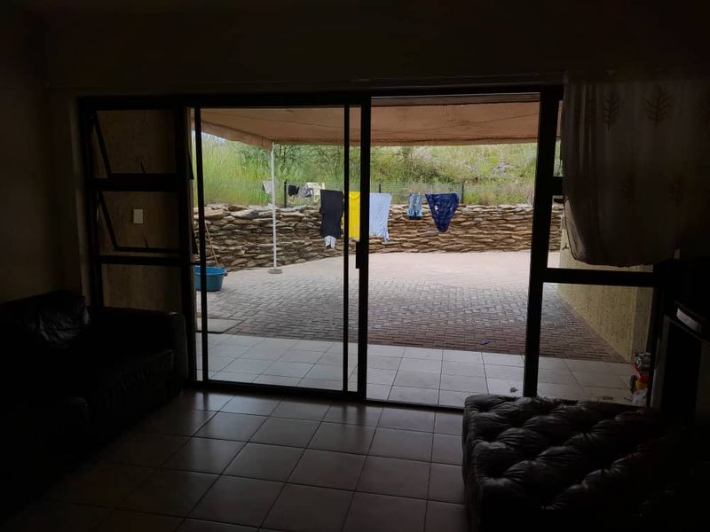 GROUND FLOOR 3 BEDROOM APARTMENT FOR SALE IN ELISENHEIM - Photo 2