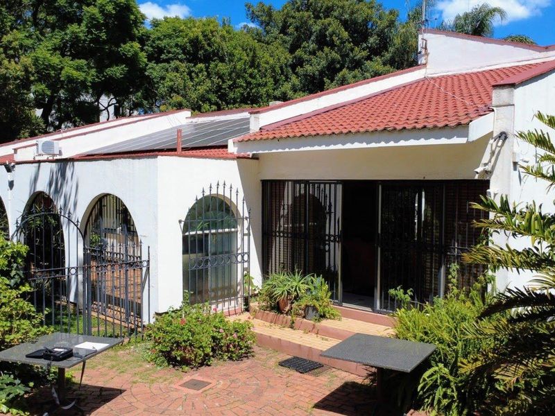 Fully Furnished Guesthouse Zoned for Special Use Near Embassies - Photo 2