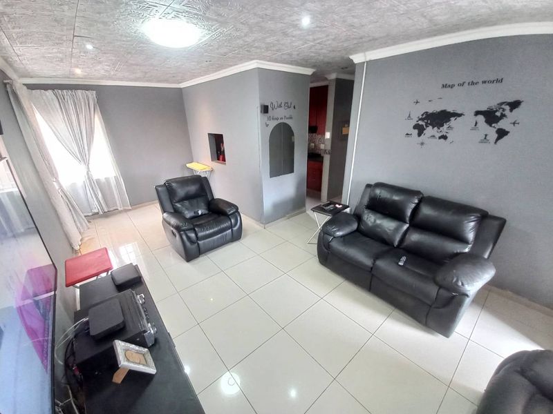 Two Bedrooms house for sale in Elandspoort - Photo 6