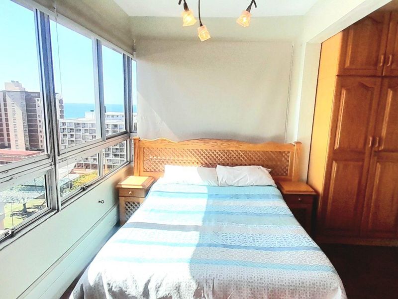 1.5 bedroom in North Beach - Photo 5