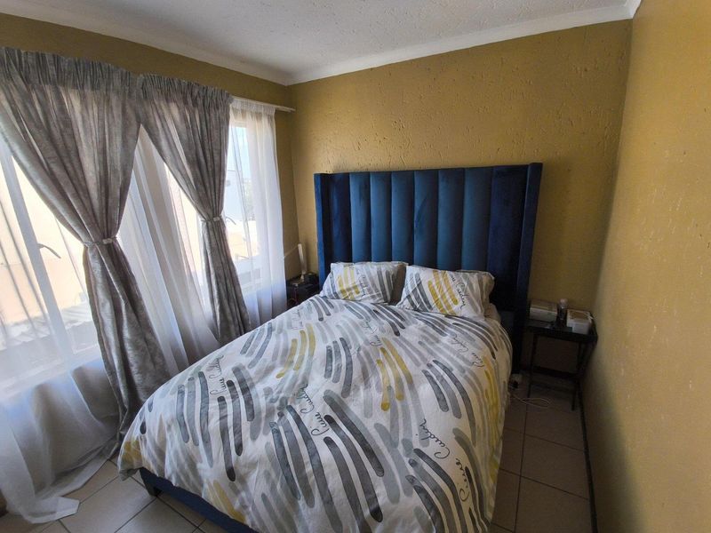 erene & Central: Peaceful 2-Bedroom Apartment in the Heart of Birchleigh - Photo 9