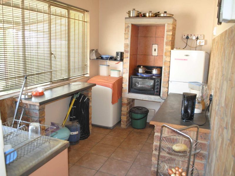 Well Priced this Cozy, Entry level 2 Bedroom home - Photo 9