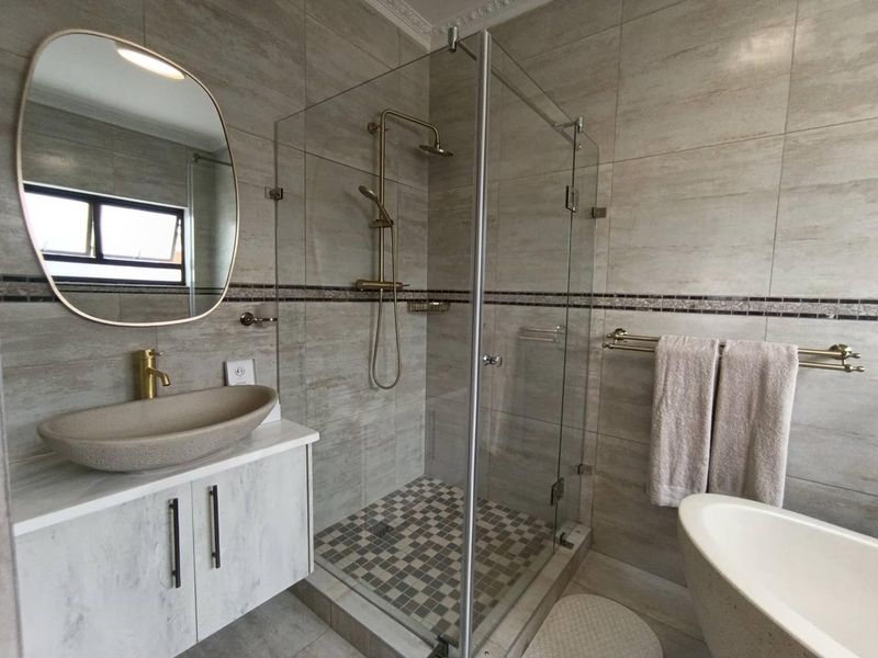 LUXURY HOME TO RENT - SWAKOPMUND - MILE 4 - FULLY FURNISHED - Photo 9