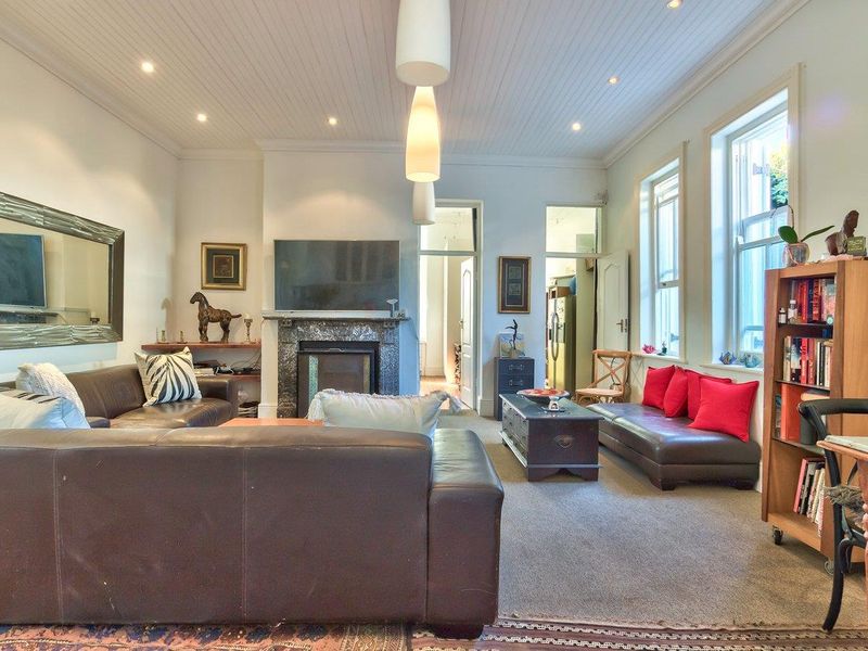 A TRUE GEM IN THE HEART OF GREEN POINT - Photo 5