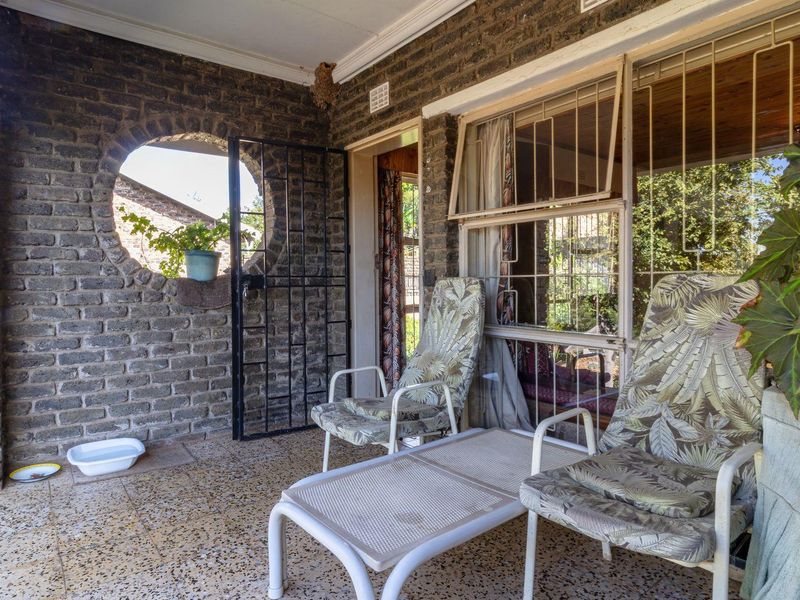 Charming 3 Bedroom Weekend Getaway on the Vaal River - Photo 5