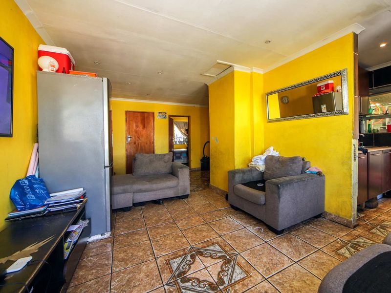 Excellent Investment in Phase One Phoenix - R980000 - Photo 5