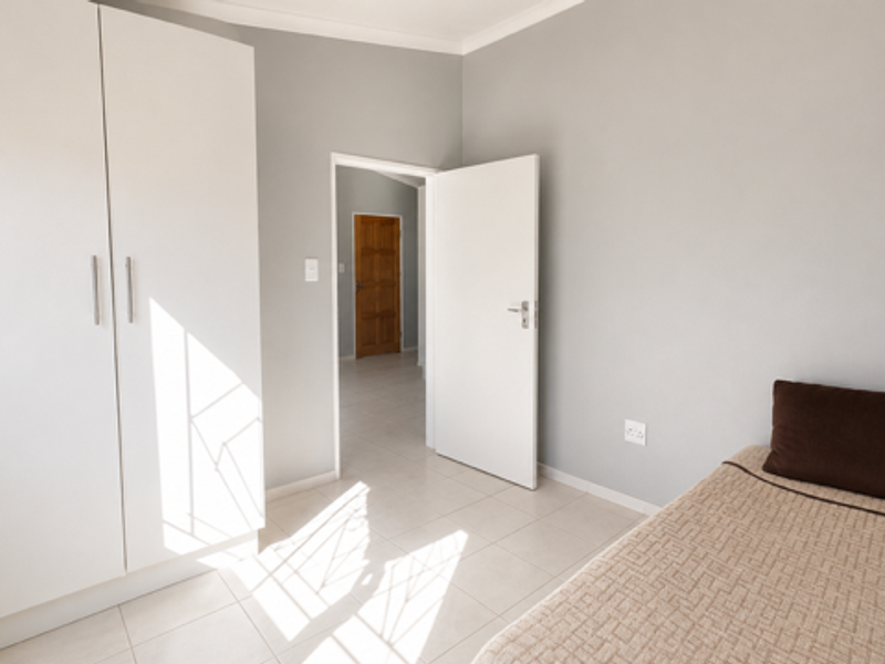 Elegant & Modern 2-Bedroom Home for Sale in Bergman - Photo 6
