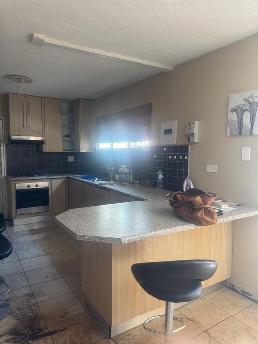 Property #2381418, Townhouse Sold in Windhoek Central
