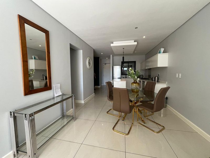 FULLY FURNISHED APARTMENT IN HYDE PARK AVAILABLE - Photo 3