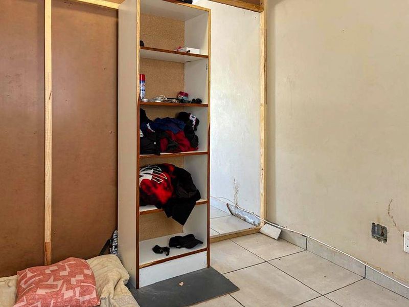 Orwetoveni, ext 3, Otjiwarongo:  Centrally located townhouse in Secure Complex - Photo 6