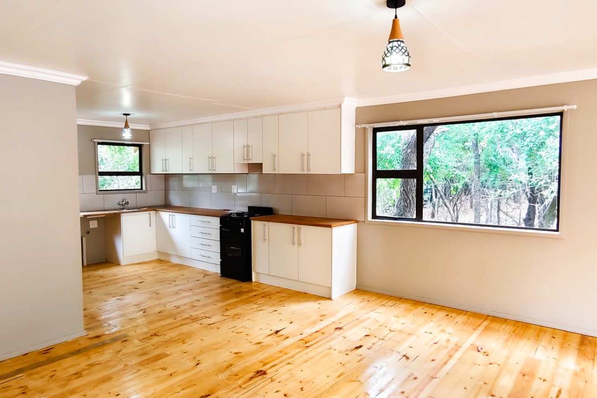 Modern Off-Grid Living: Brand New Nutech Home - Photo 3