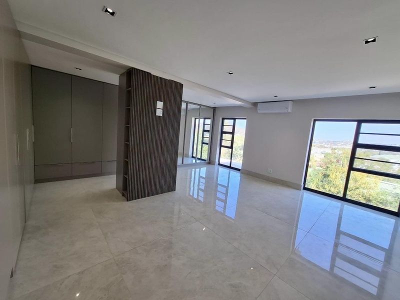 Exquisite New Home with Breathtaking Views – Ludwigsdorf N$13,000,000 - Photo 3