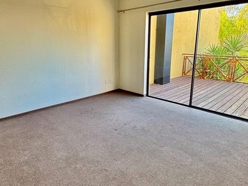 TO RENT - Photo 9
