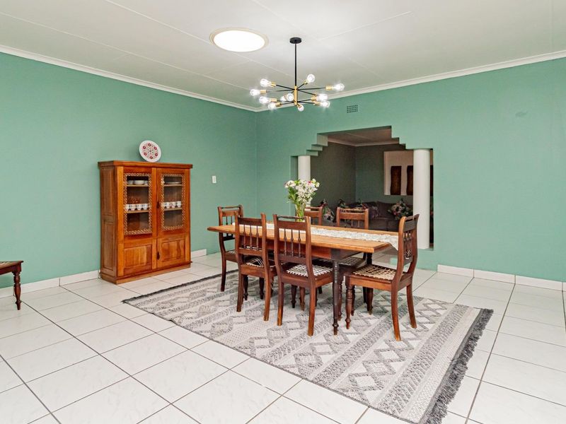 Large Family Home with Flatlet for Sale - Photo 9