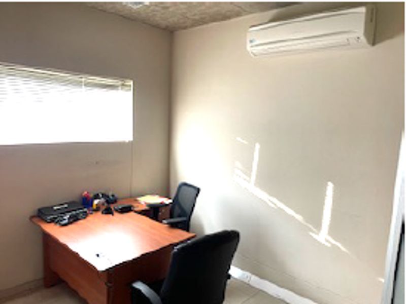 Industrial Property for Sale – 4,050m2 (Three Subdivided Plots) N$18 455 000.00 - Photo 6