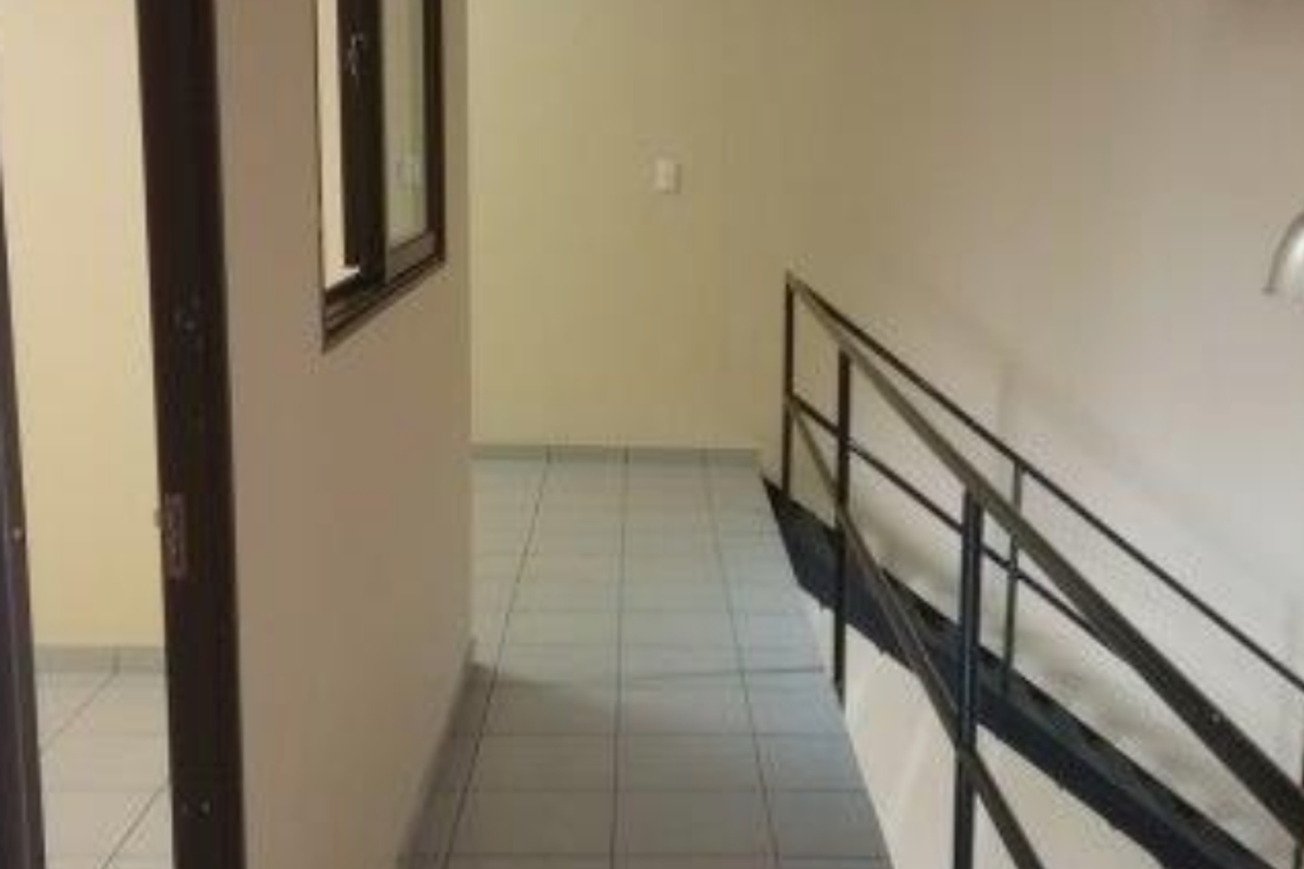 FOR SALE | PALNIC SQUARE WAREHOUSE, PROSPERITA - Photo 3