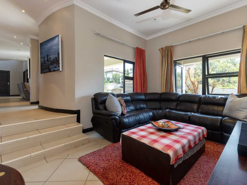 DELIGHTFUL DUPLEX LIVING IN THE HEART OF NORTHRIDING - Photo 8