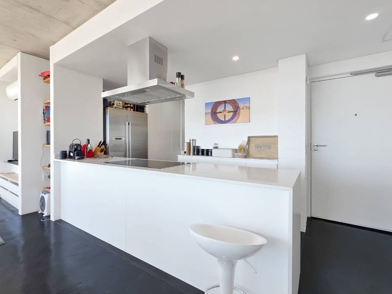 Prime Airbnb Investment with Iconic Cape Town Views - Photo 8