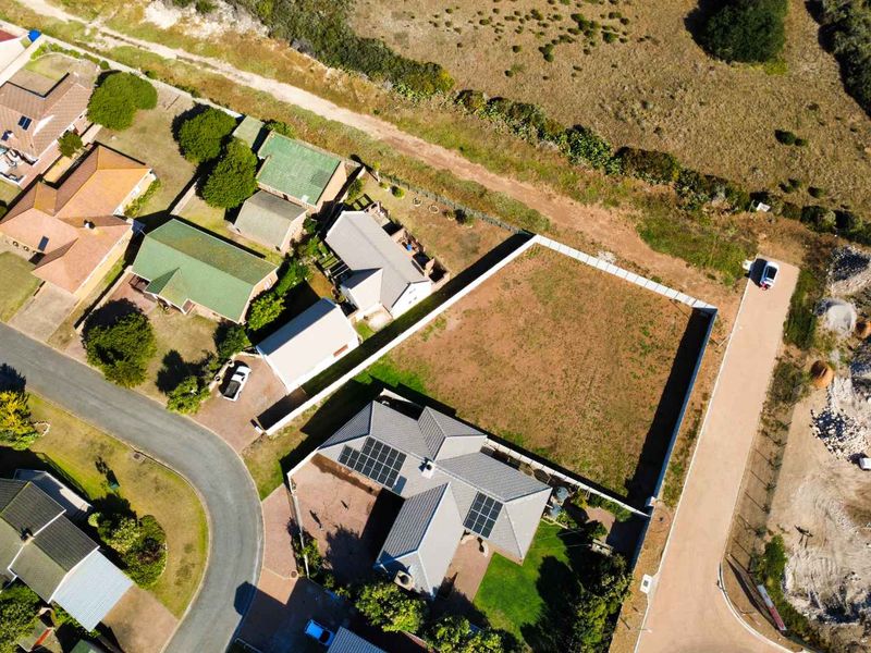 Vacant stand in prime area of Stilbaai Wes - Photo 8