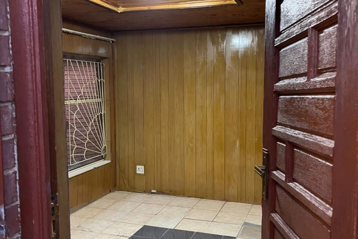 3 bedrooms house for sale in Soshanguve D D - Photo 5