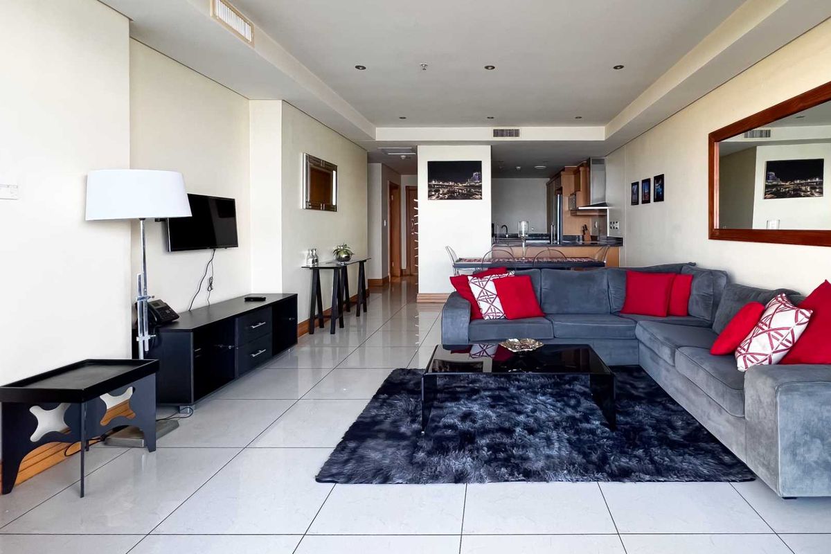 2 BEDROOM I 2.5 BATHROOM APARTMENT - Photo 3