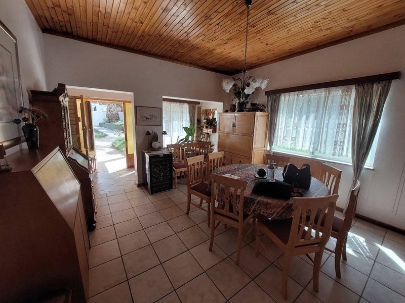 For Sale  Olympia - Freestanding home with flat - Photo 6