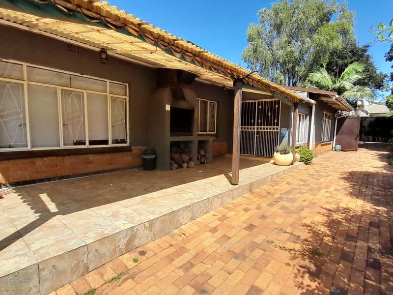 Lovely home in birchleigh - Photo 4