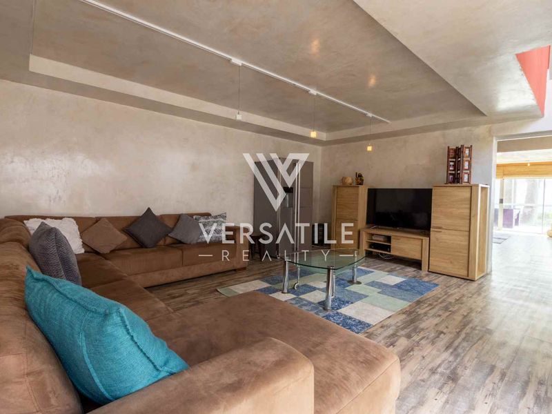 Beachfront House For Sale - Photo 8