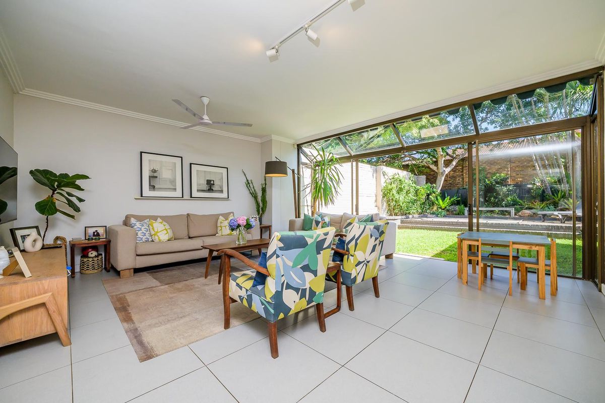 Modern 3 Bedroom Townhouse | Walk to Umhlanga Village | Private Pool | Exclusive Mandate - Photo 5