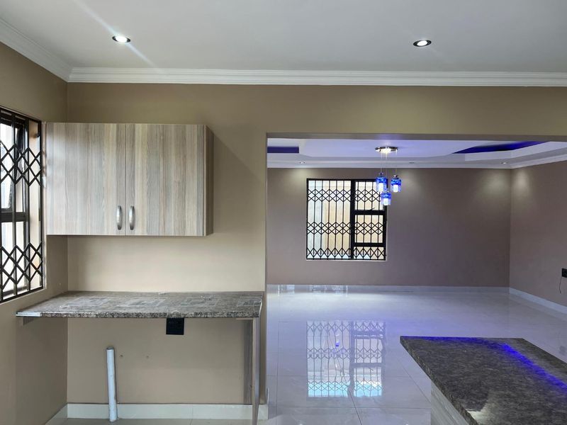 2 Bedroom House to Rent in Edleen Kempton park - Photo 3