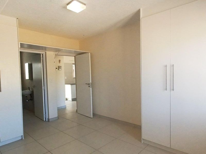 RETIREMENT VILLAGE - One Bedroom Apartment N$1 150 000million - Photo 7