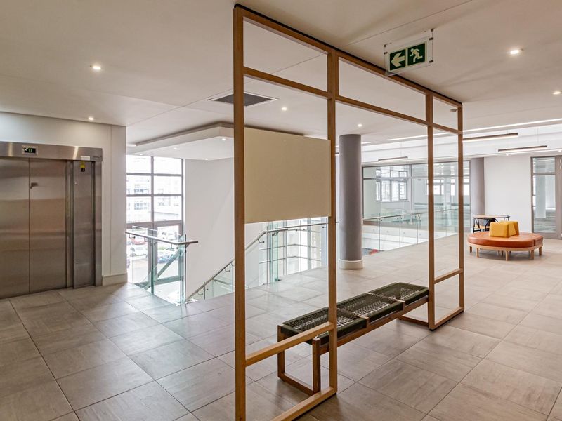 OFFICE SPACE TO LET IN MAXWELL OFFICE PARK. - Photo 4