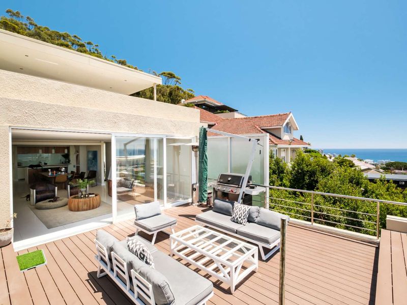 Panoramic Ocean Views in Pet Friendly Apartment! - Photo 8