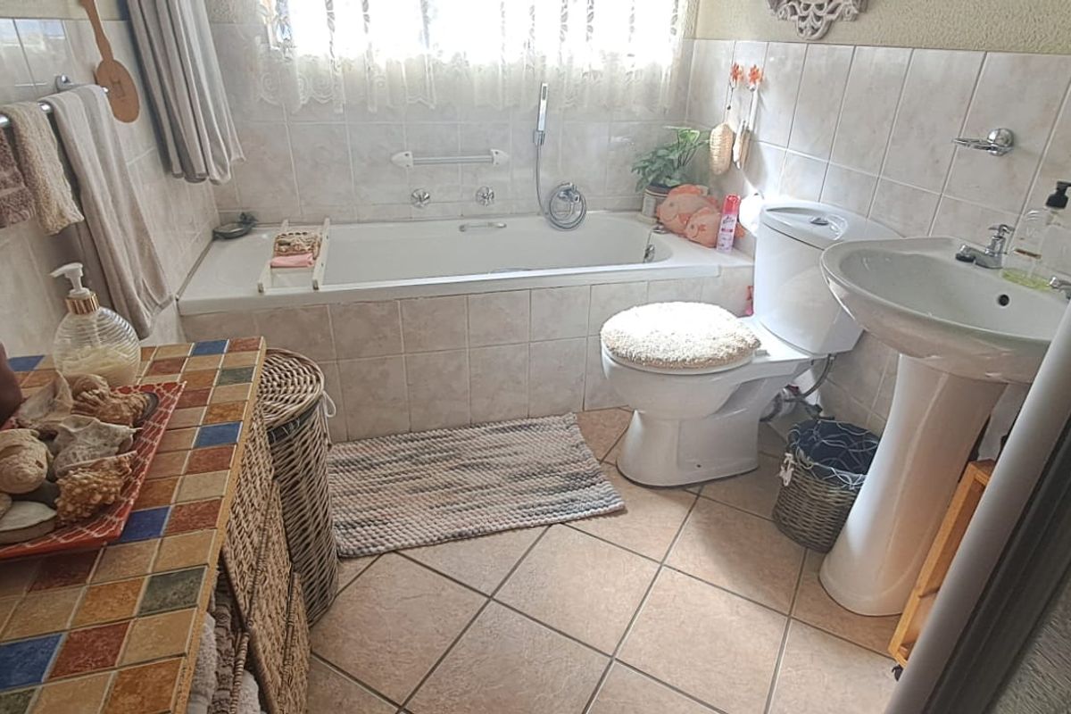 Your Perfect Lock-Up-and-Go Awaits! - Photo 4