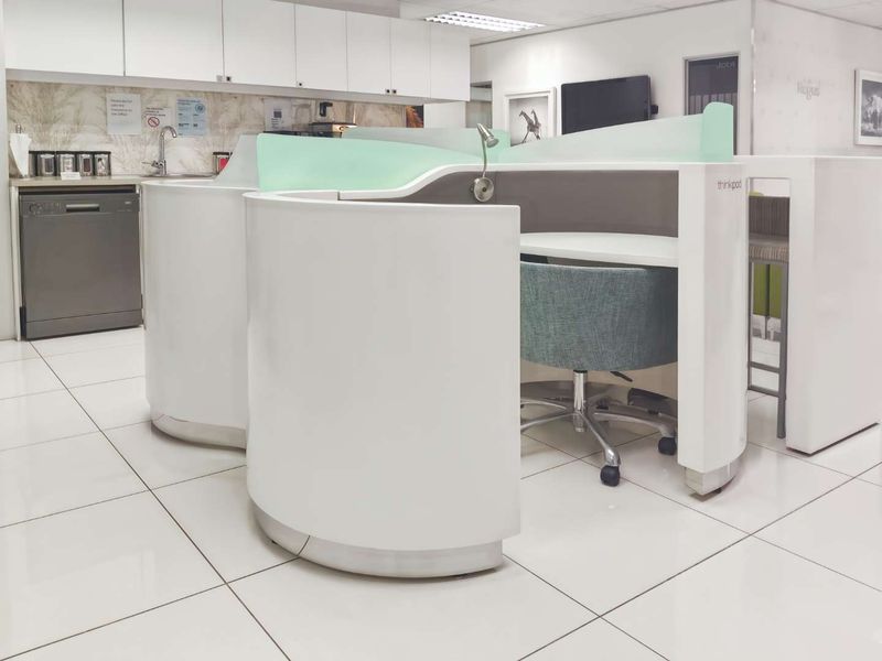 Meet, work or collaborate in our professional Regus North West Province business centre - Photo 8