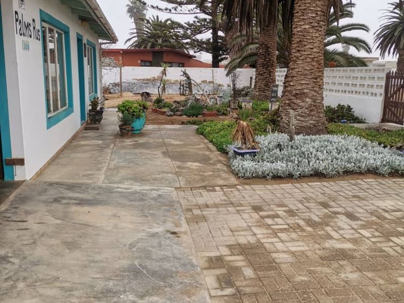 Beautiful 3-Bed Farm style house Minutes from Town and the Sea - Photo 5