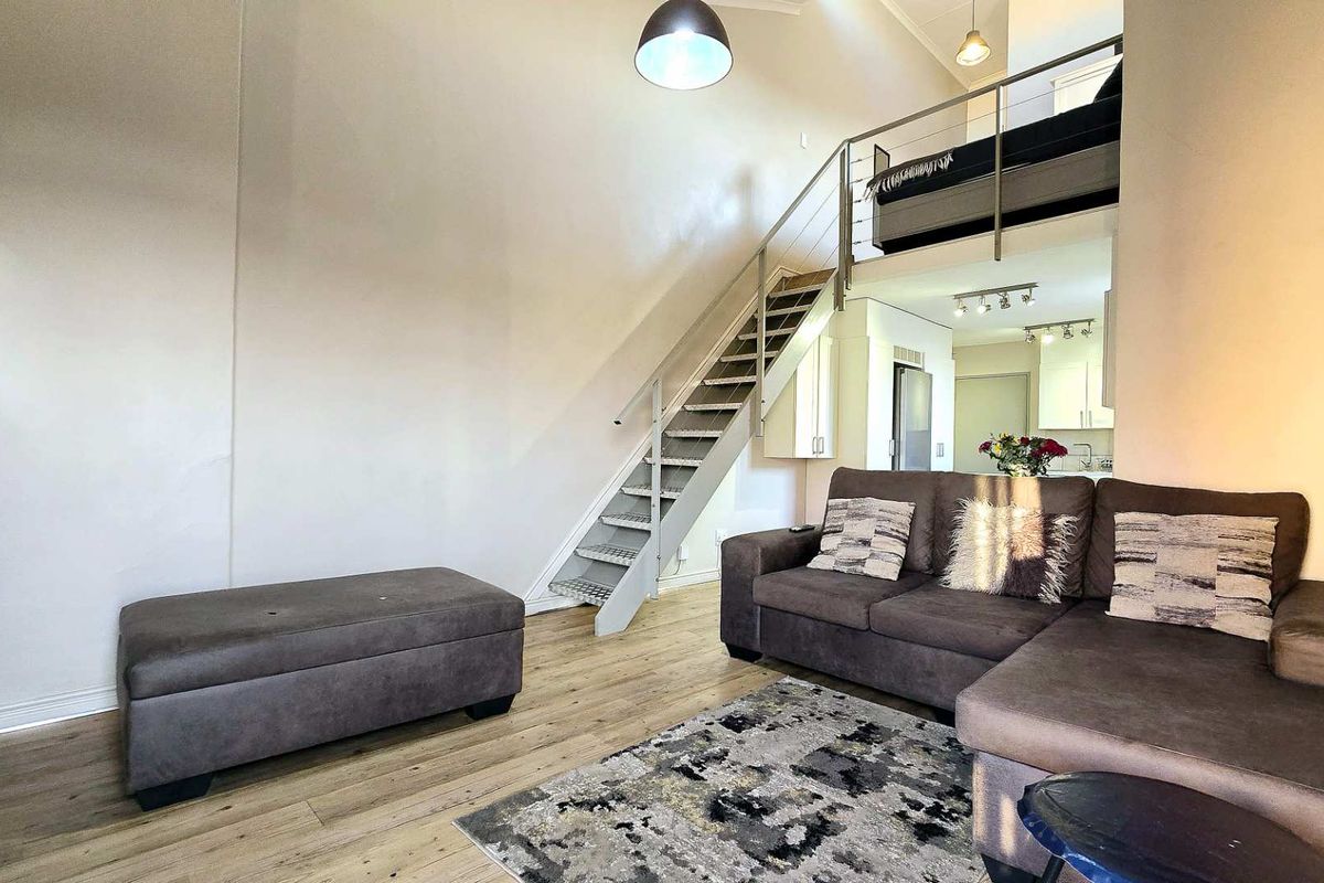 Modern Loft Apartment in a Secure Complex - Photo 2