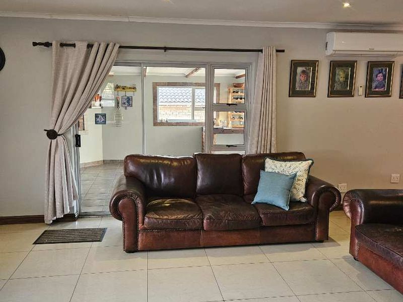 Stunning 4-Bedroom Home for Sale in Kamma Heights! - Photo 10